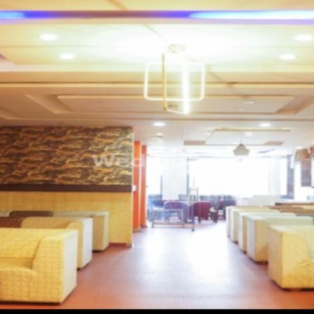 Hotel Eurasia Mohali International Airport Zirakpur Екстер'єр фото