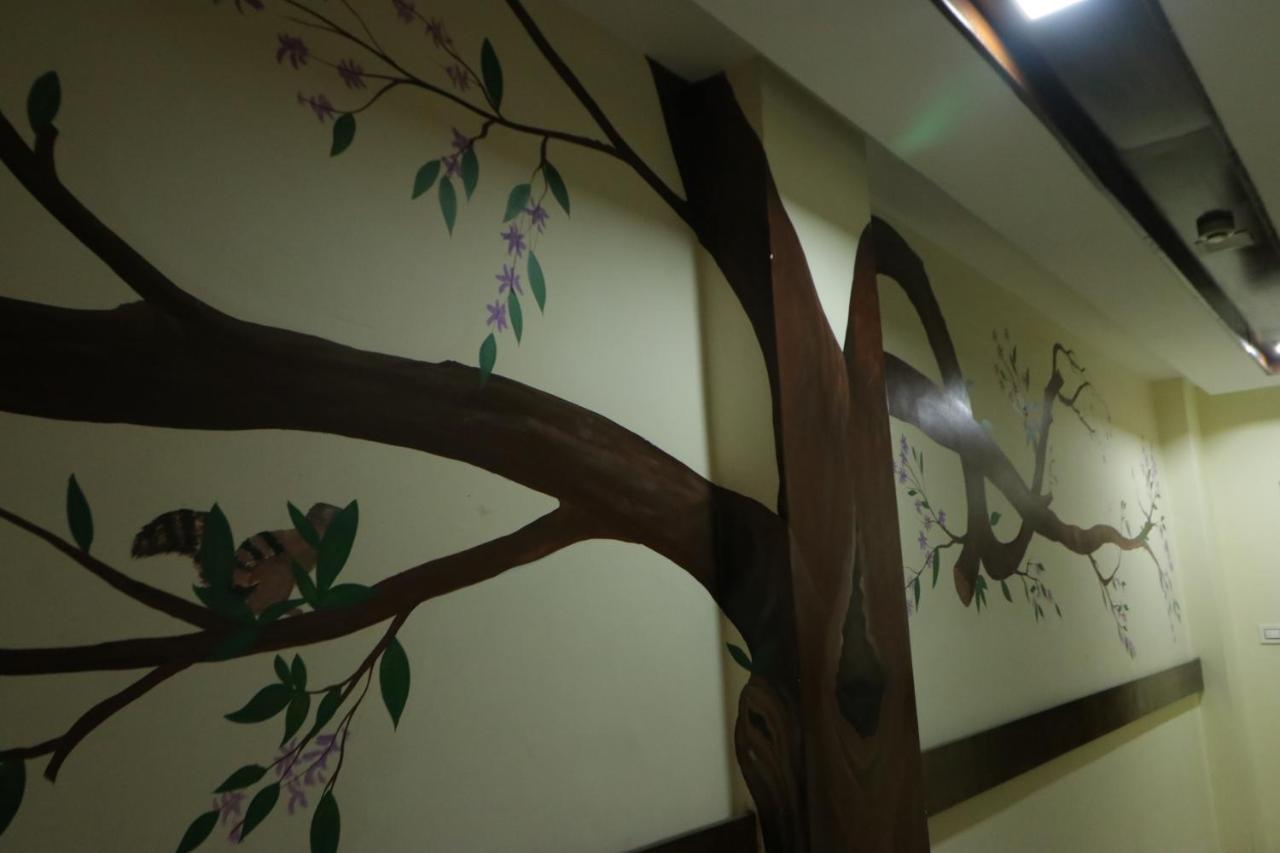 Hotel Eurasia Mohali International Airport Zirakpur Екстер'єр фото